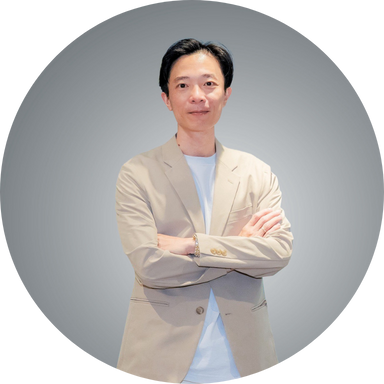 Phuoc Tran Dang
Head of Customer Relationship Management
