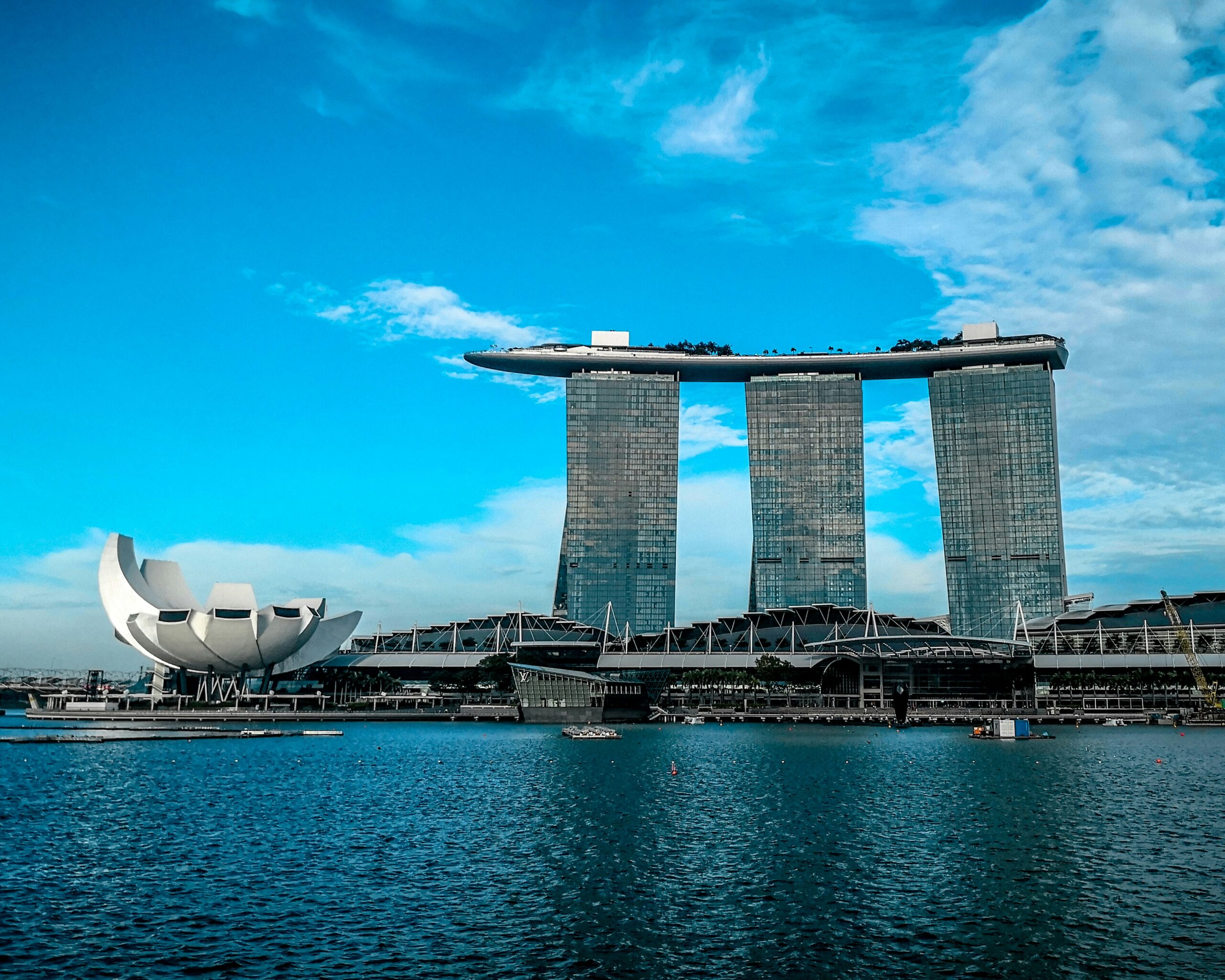 setting up offshore company in Singapore